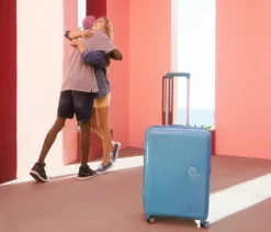 American Tourister Hartschalen-Koffer »Soundbox« Spinner, mittel, stone blue