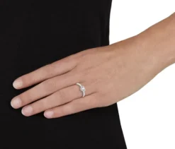 Amor Ring mit Herz-Symbol