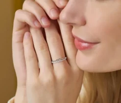 Amor Ring mit Infinity-Symbol