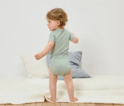 5 Baby-Bodys mit Mitwachsfunktion, Herzen