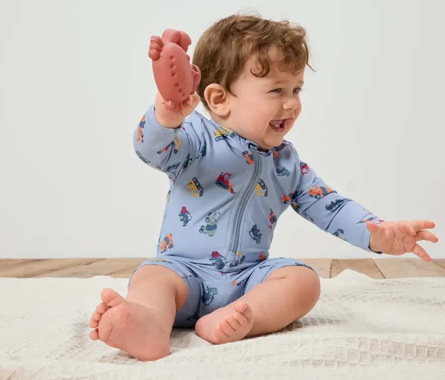 Baby-Einteiler mit UV-Schutzfaktor 50+, Bagger