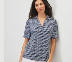 Bedrucktes Blusenshirt mit Knopfleiste