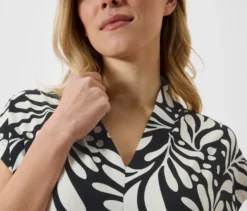 Bedrucktes Blusenshirt mit V-Ausschnitt