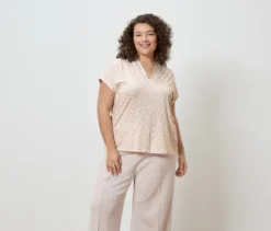 Bedrucktes Blusenshirt mit V-Ausschnitt