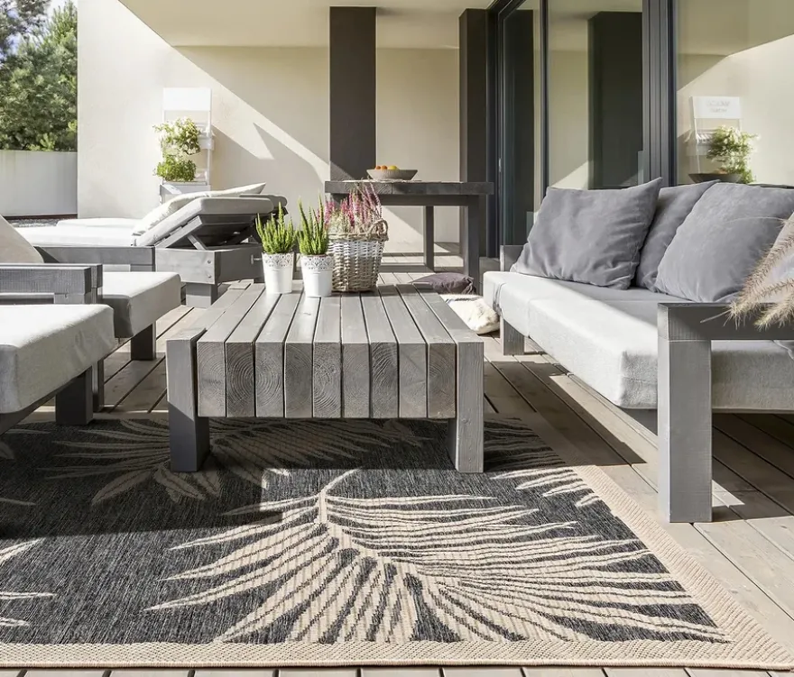 benuta Indoor-und-Outdoor-Läufer »River«, ca. 67 x 240 cm, blau mit Palmenblättern