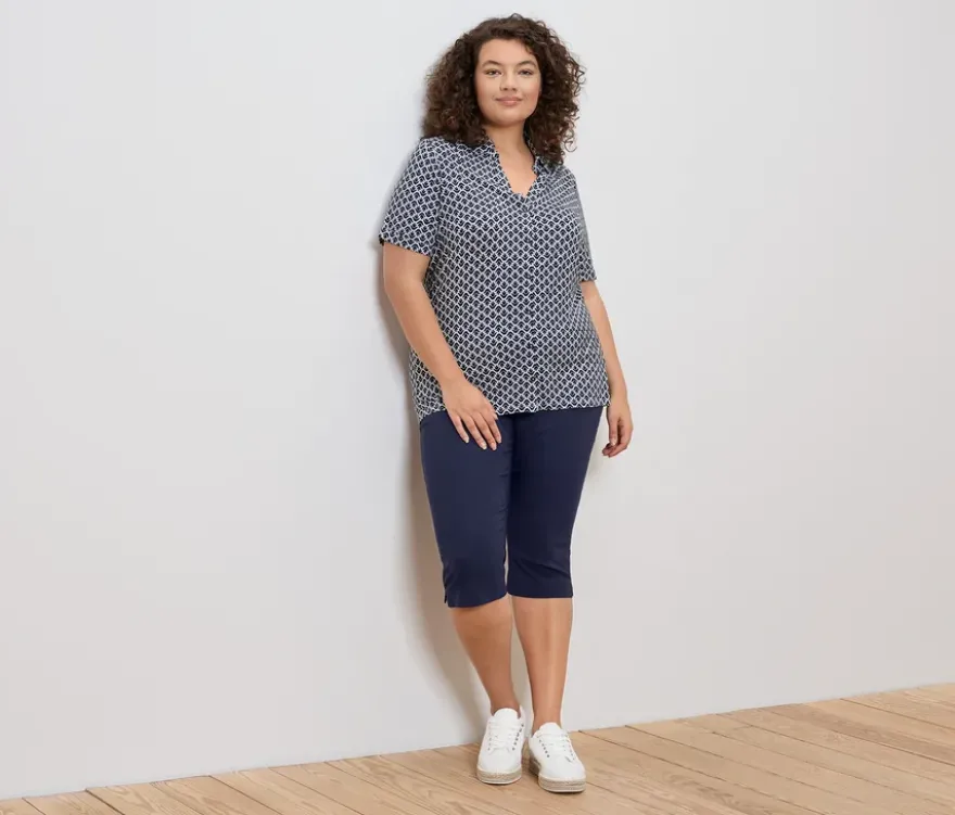 Blusenshirt mit Knopfleiste, Minimal-Alloverprint