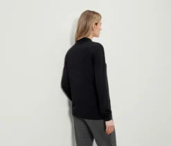Blusenshirt mit V-Ausschnitt, schwarz