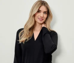 Blusenshirt mit V-Ausschnitt, schwarz