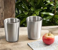 2 Camping-Becher