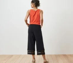 Culotte mit Stickerei