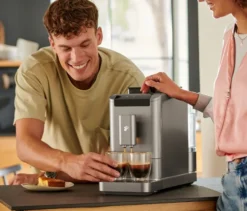 »Esperto2 Caffè« Kaffeevollautomat, Titanium Silver