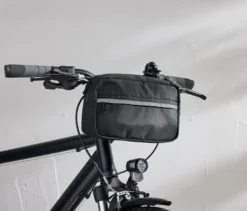 Fahrradlenker-und-Hüfttasche
