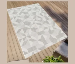 Faltbarer Outdoor-Teppich im Mosaik-Design, 240 x 340