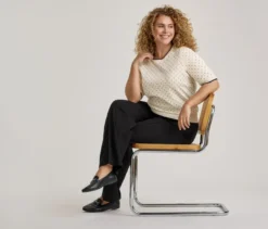 Feinstrickpullover, weiß mit dunkelblauen Punkten