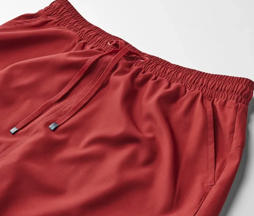 Funktionsrockshorts, rot