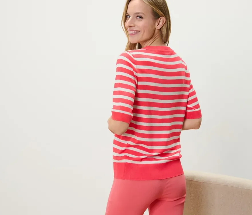 Gestreifter Feinstrickpullover