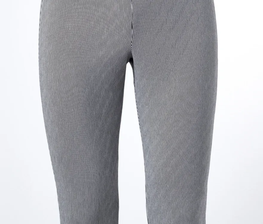 Gestreifte Stretchhose in 3/4-Länge