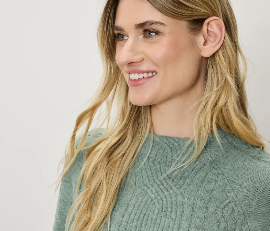 Grobstrickpullover mit Zopfmuster, salbei