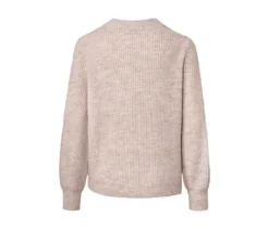 Grobstrickpullover mit Zopfmuster