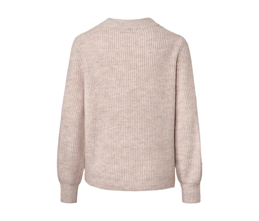 Grobstrickpullover mit Zopfmuster