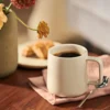 Kaffeebecher, Beige