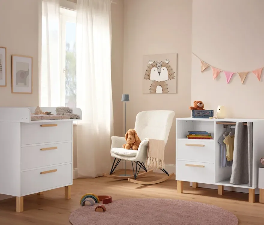 Kinderkommode »Leira« mit Schubladen und Kleiderstange