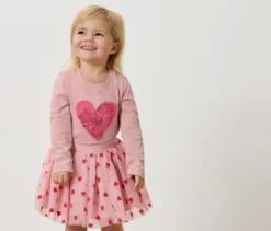 2 Kinder-Langarmshirts mit Applikation, rosa und mint