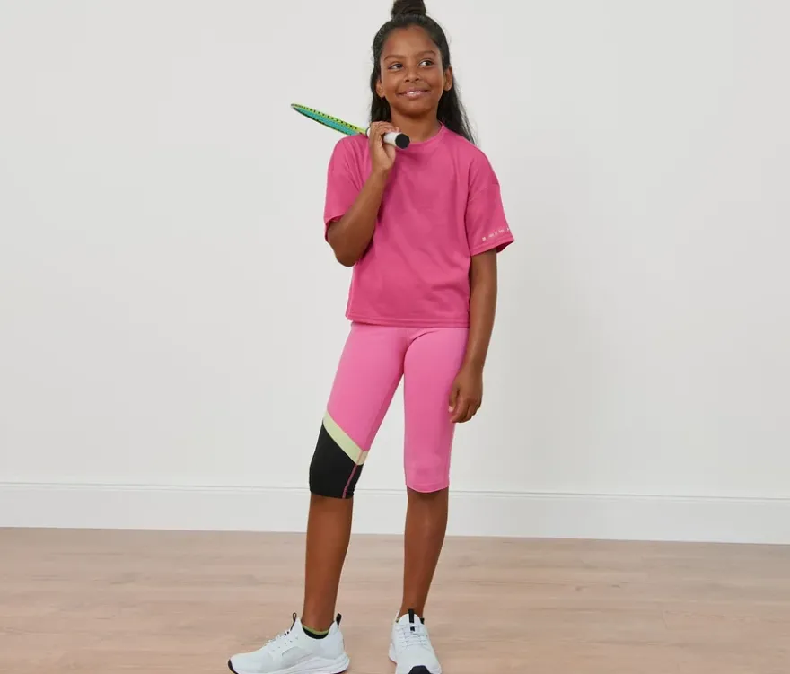 2 Kinder-Sportshirts