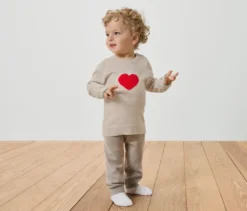 Kinder-Strickpullover mit Wolle