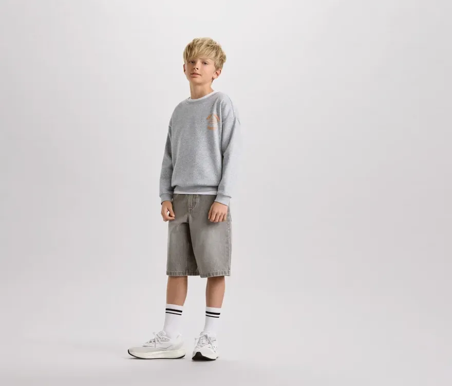 Kinder-Sweatshirt mit überschnittenen Schultern, grau
