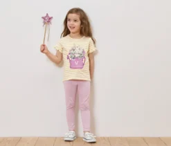 2 Kinder-T-Shirts mit Applikation