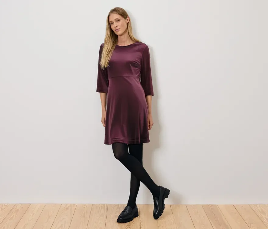 Kleid aus Stretch-Samt