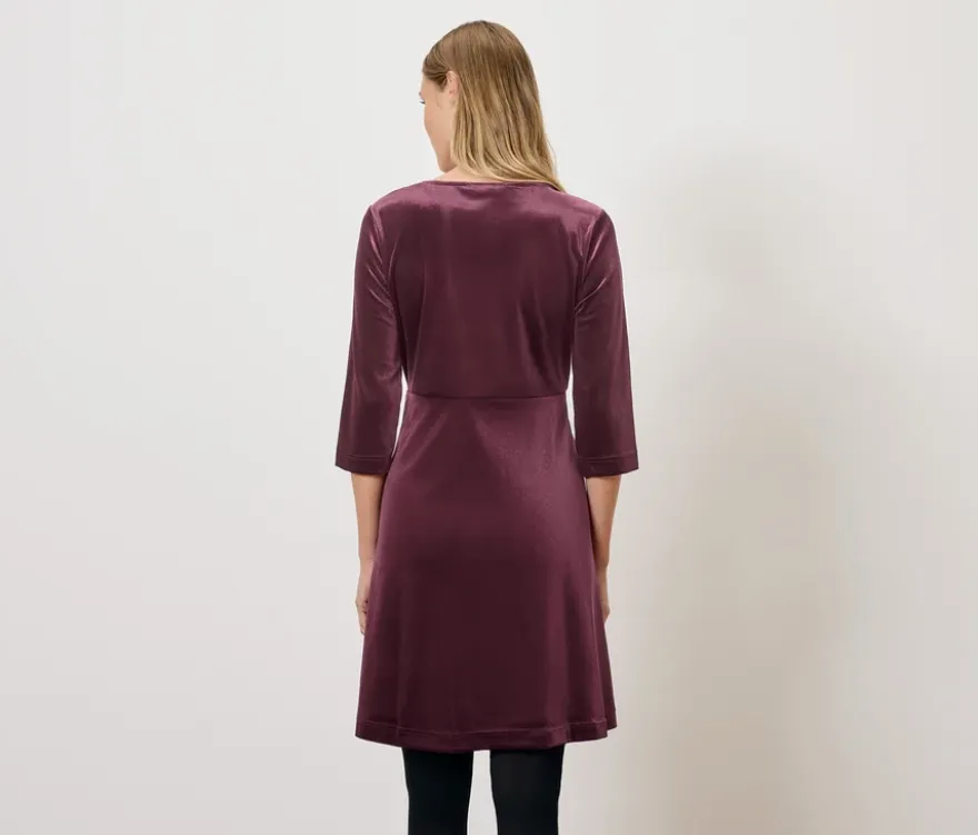 Kleid aus Stretch-Samt