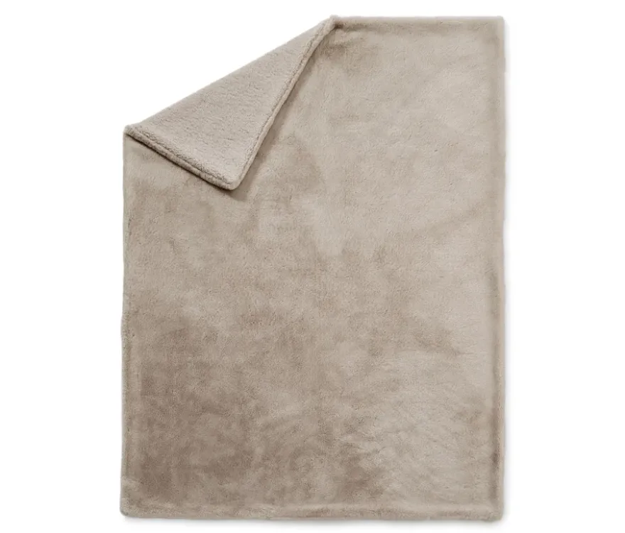 Kuscheldecke aus Kunstfell