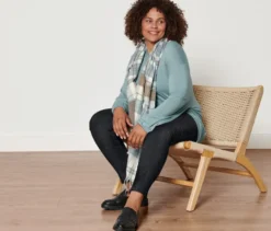 Langarmshirt mit V-Ausschnitt, rauchblau