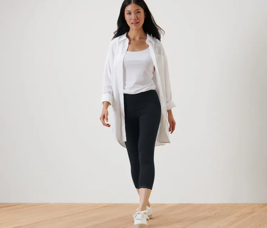 3/4-Leggings mit Spitzenborte, schwarz