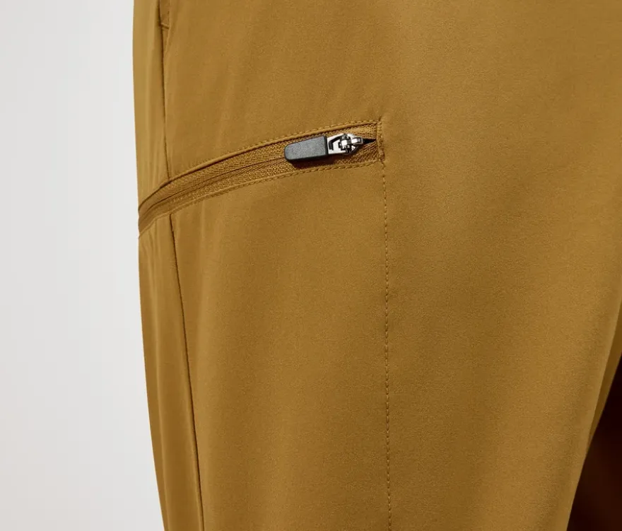 Outdoor-Shorts, ocker