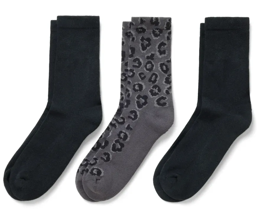 3 Paar Socken, schwarz und grau