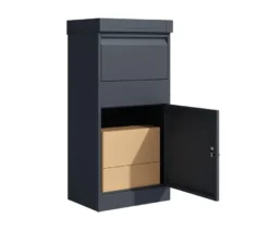 Paketbox mit Blumenkasten