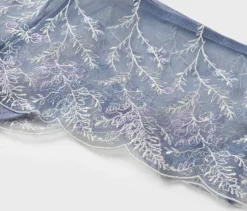 Panty mit Stickerei, rauchblau
