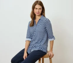 Piqué-Jerseybluse, dunkelblau-weiß-hellblauer Alloverprint