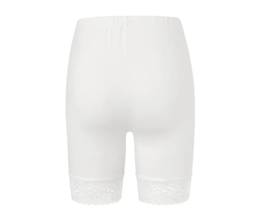 Radlershorts mit Spitzenborte, weiß