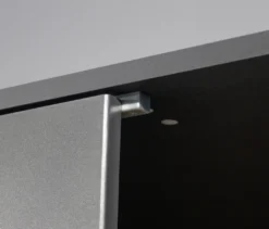 Rauch Drehtürenschrank »Shinjo«, 3-türig Basic-Ausstattung, graumetallic