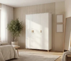 rauch Kleiderschrank »Falun«, 3-türig, Massivholzgriffe und -füße