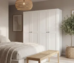 rauch Kleiderschrank »Savona«, 4-türig, Basic-Ausstattung