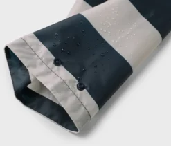 Regenponcho, Blockstreifen