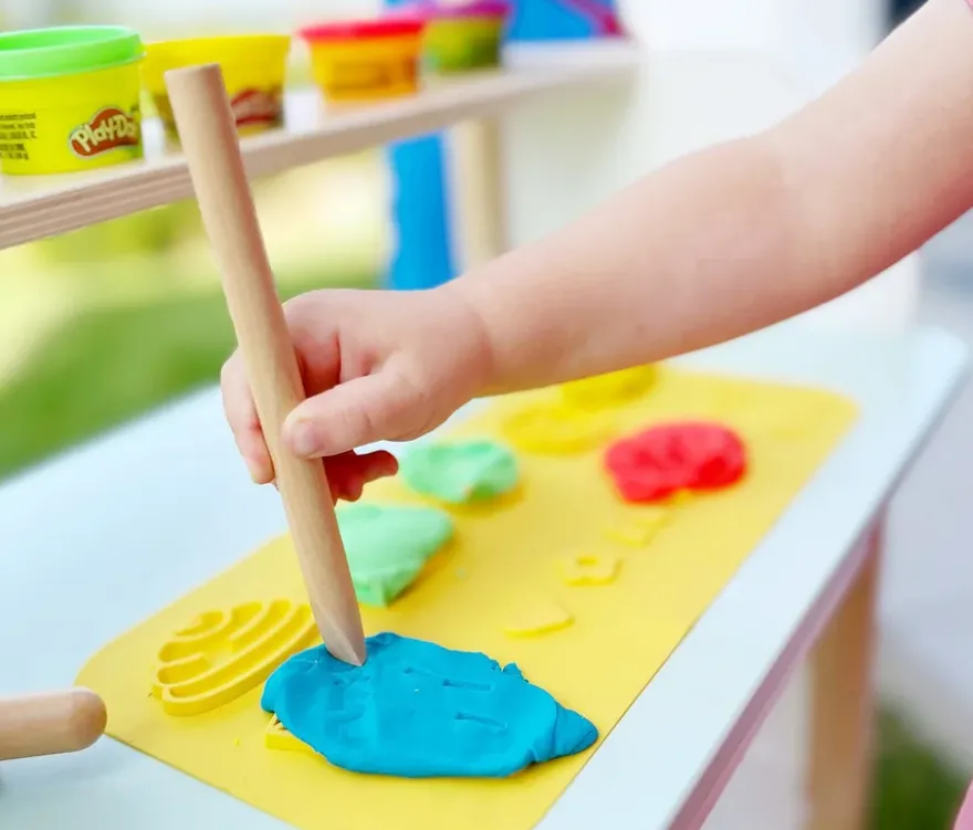 roba x Play-Doh Schulpult mit Zubehör