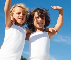 2 SCHIESSER Kinder-Unterhemden