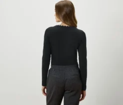 Shirt mit Wellenkante, schwarz