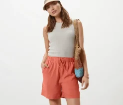 Shorts, apricot